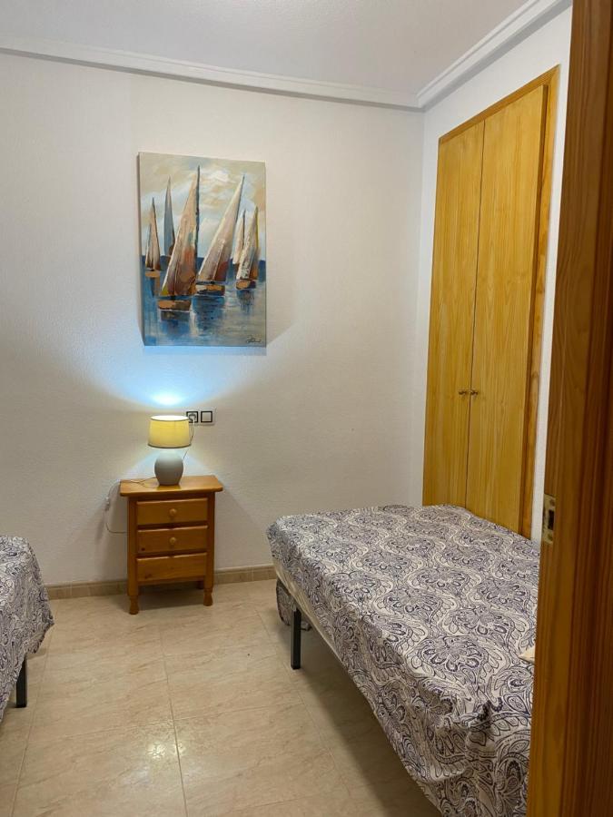 Amazing 2-Bedrooms Apartment With Pool Torrevieja Center Eksteriør bilde